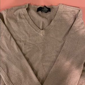 Ladies v-neck sweater